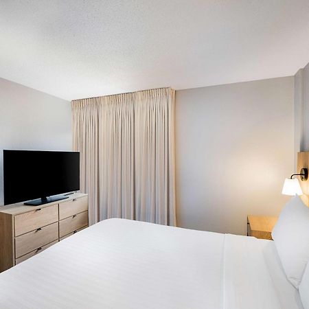 Sonesta Simply Suites Jersey City - Newly Renovated Exterior foto